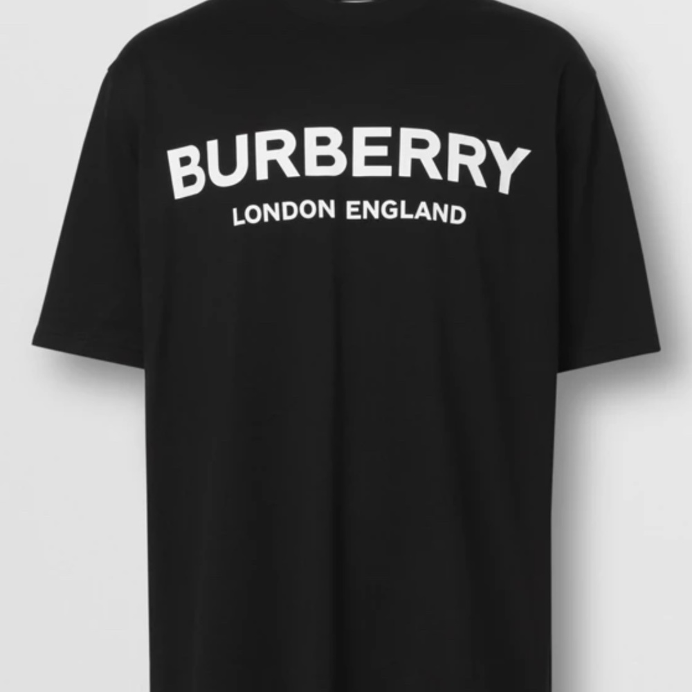 Burberry tshirt